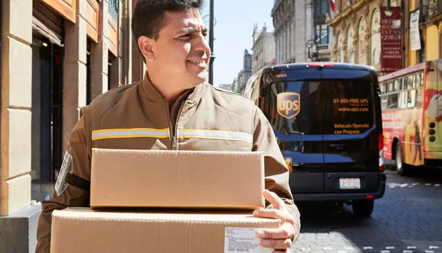 H UPS σχεδιάζει 20.000 απολύσεις μετά την πτώση στις παραγγελίες τής Amazon
